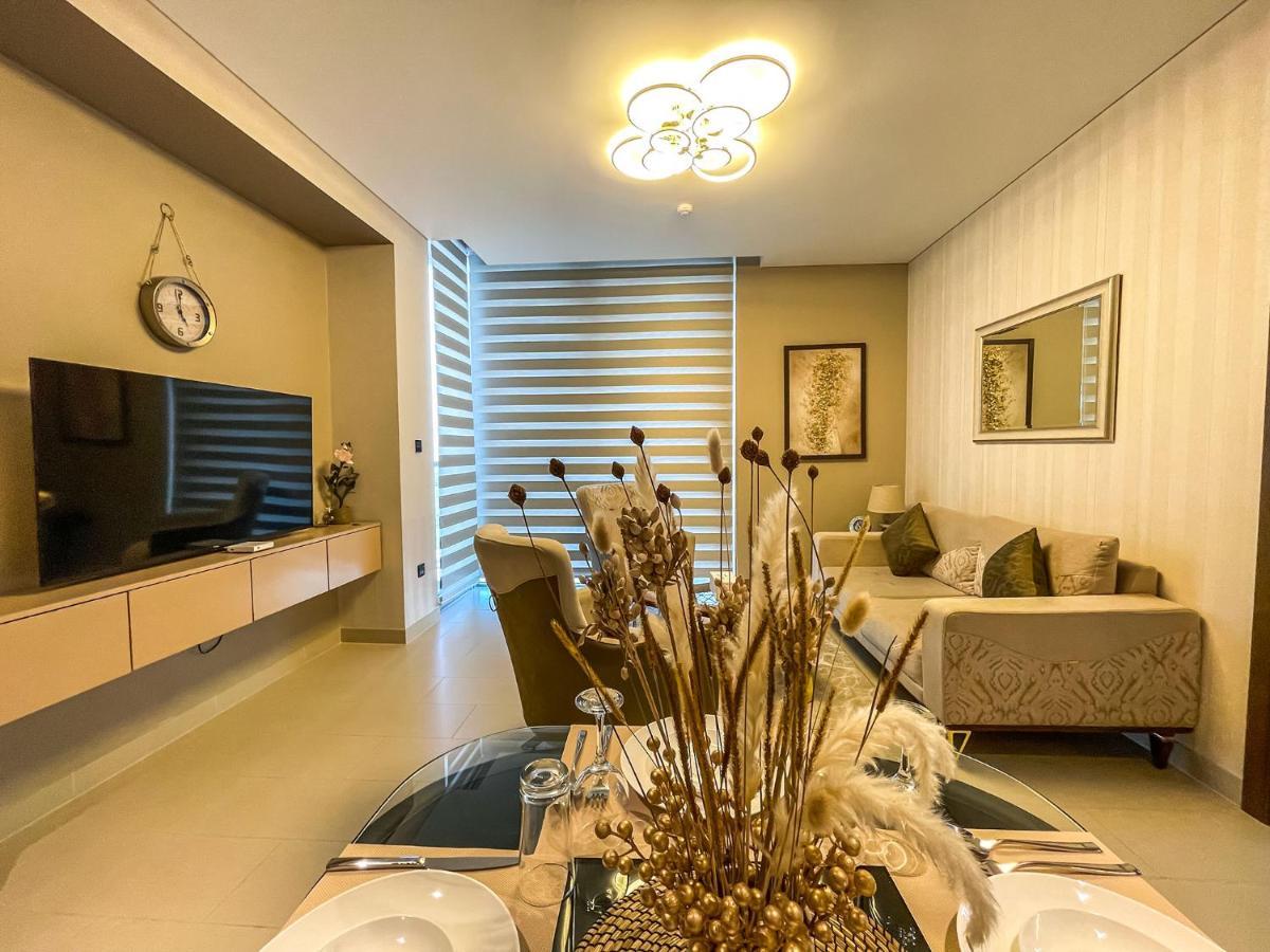 Stay By Latinem Luxury 2Br Holiday Home Cv B1309 Near Burj Khalifa Dubai Exterior foto