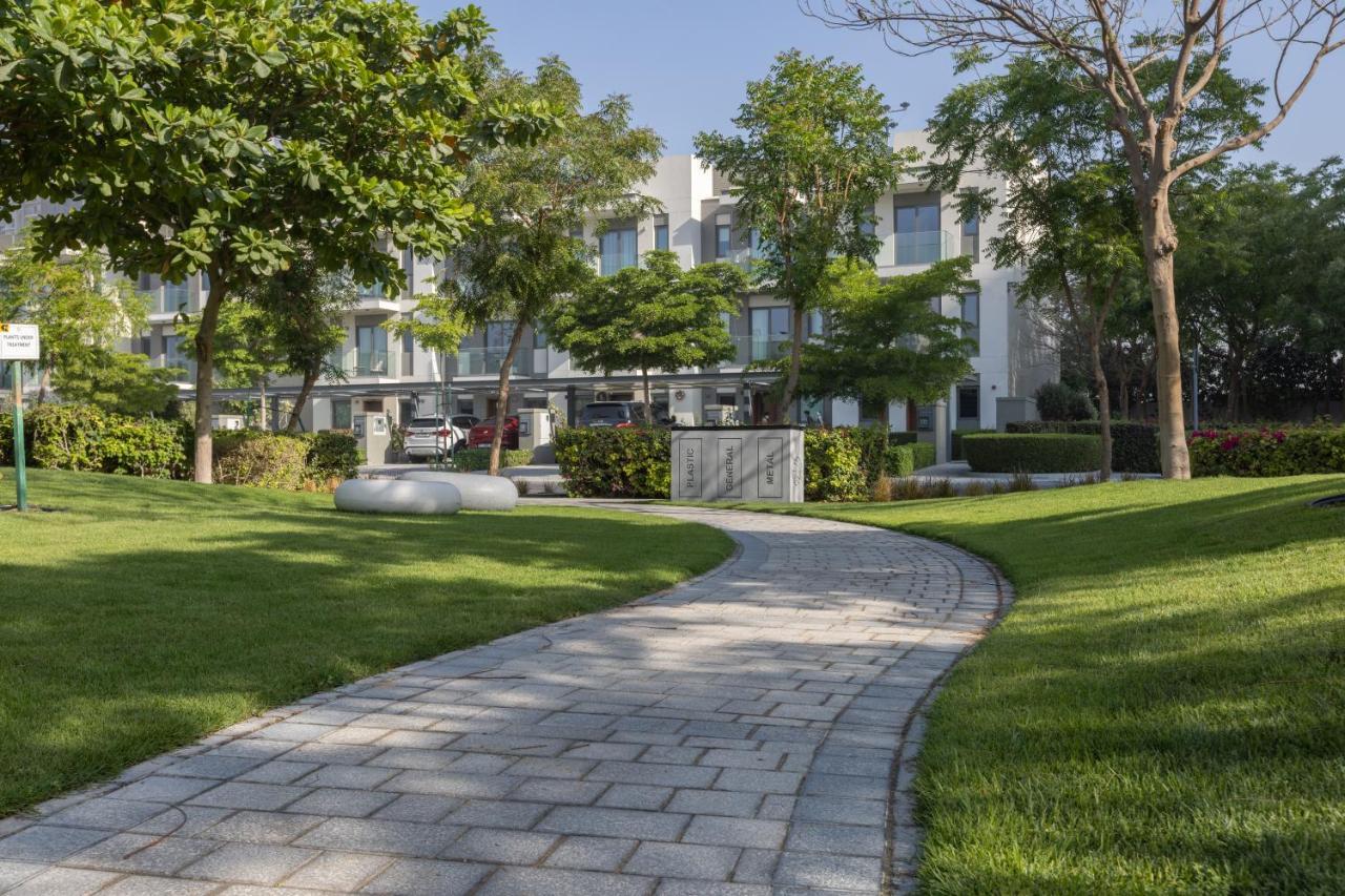 Stay By Latinem Luxury 2Br Holiday Home Cv B1309 Near Burj Khalifa Dubai Exterior foto
